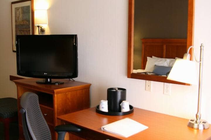 Room 9 of 51