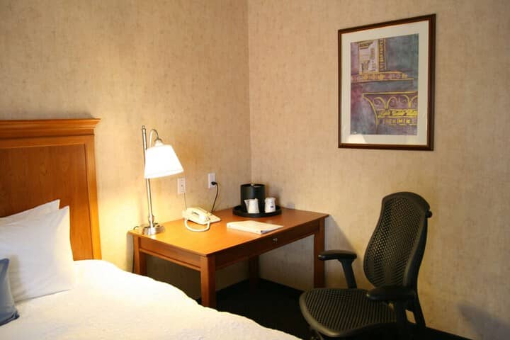 Room 16 of 51
