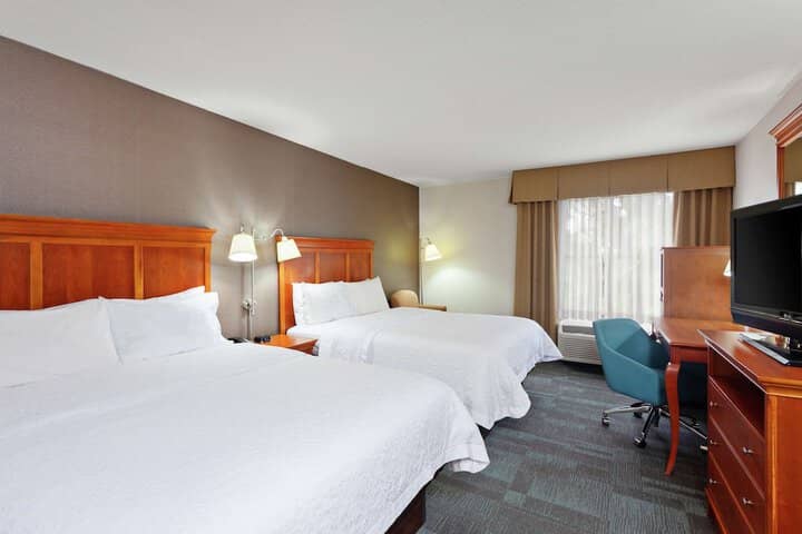 Room 25 of 51